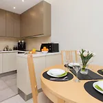 公寓 Albatross Towers Przymorze By Renters *