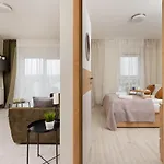 Albatross Towers Przymorze By Renters *