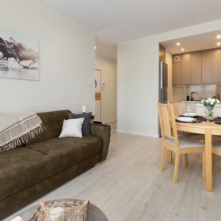 Albatross Towers Przymorze By Renters 格但斯克