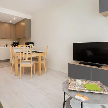 Lägenhet Albatross Towers Przymorze By Renters