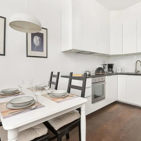 Albatross Towers Przymorze By Renters *